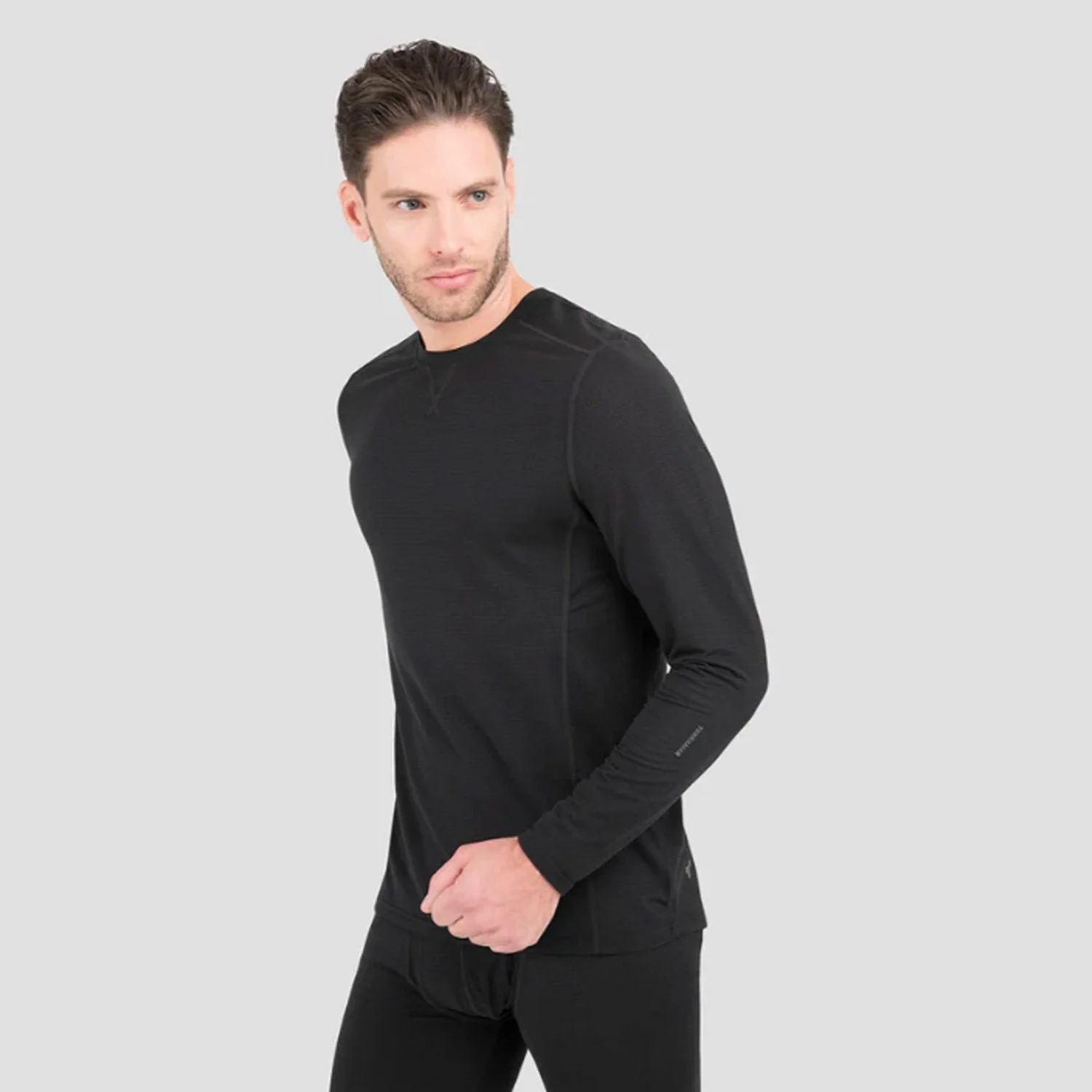 Terramar Men's TransportĀ® Lightweight Performance Long Sleeve Crew Top - Image 2