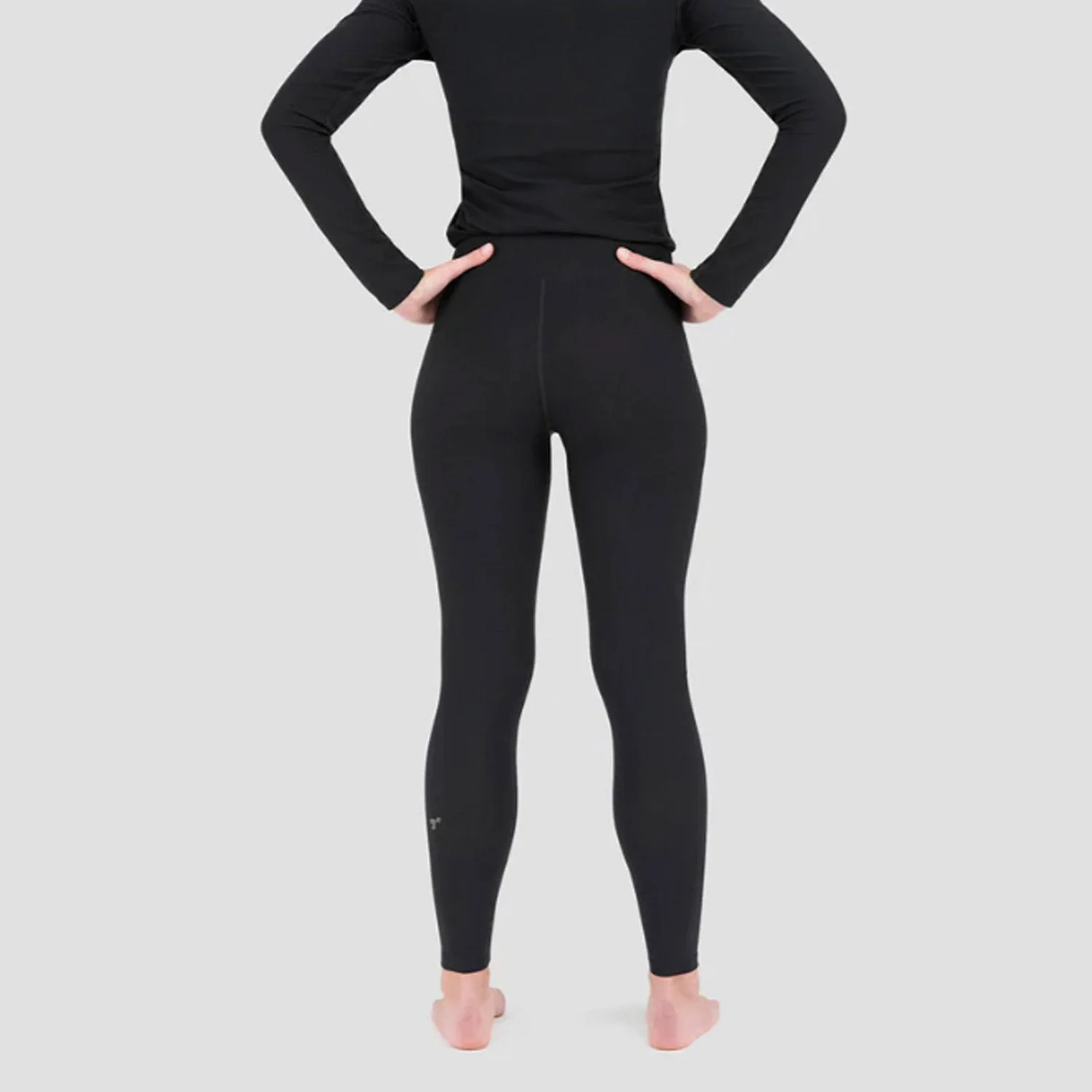 Terramar Women's Transport® Lightweight Performance Thermal Pant - Image 2