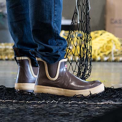 XTRATUF Men's Legacy 6" Ankle Deck Rubber Boot - Image 7